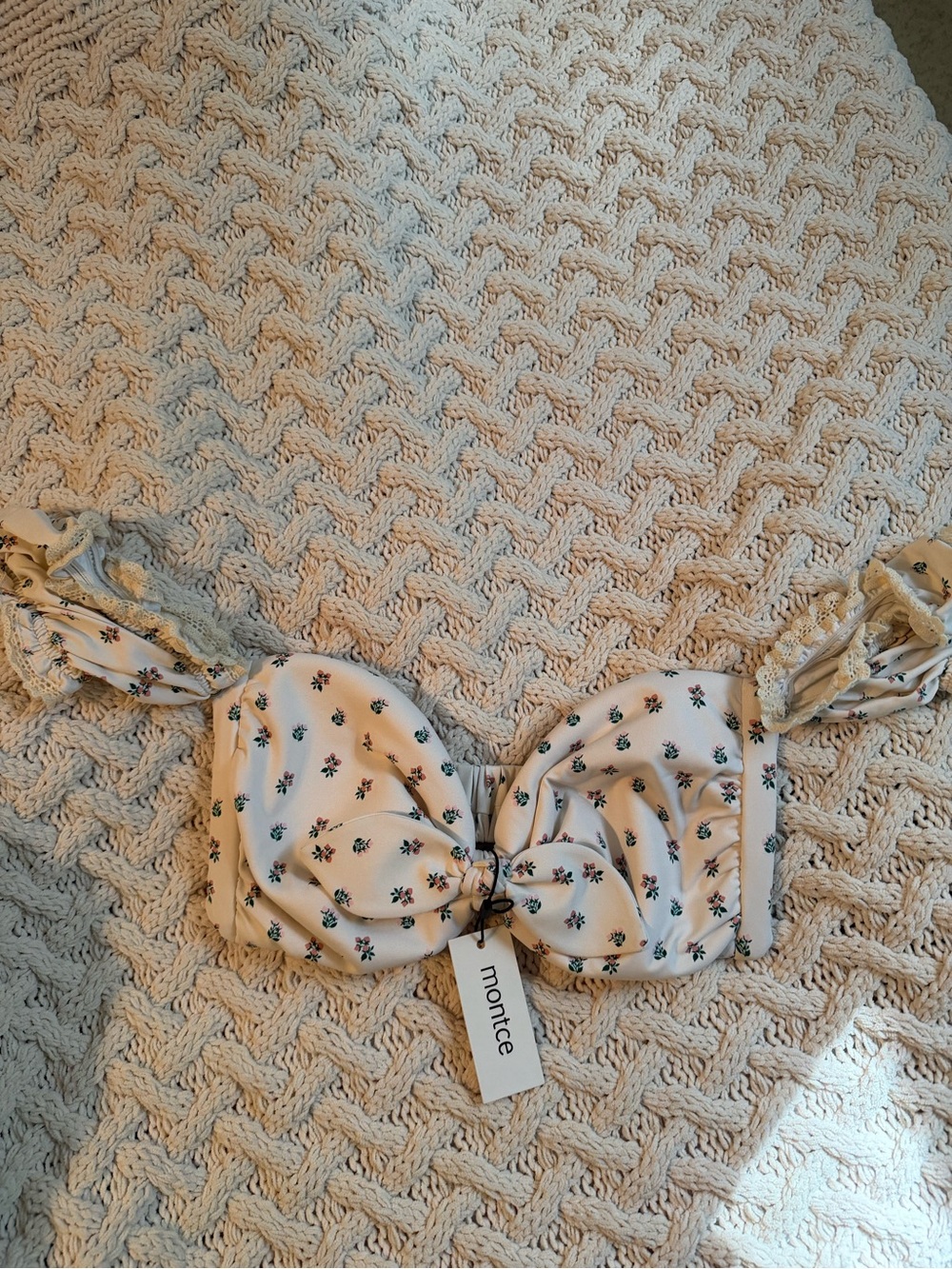 Montce bikini top